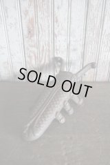 アンティーク　Ｂｕｇデザイン　メタルブーツジャック