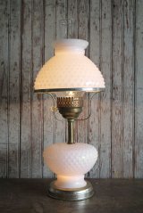 アンティーク　2灯　ミルクガラステーブルランプ