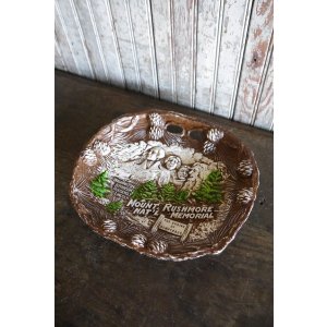 画像: アンティーク　ラシュモア山国立記念碑モチーフ　トレイ