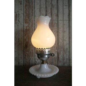 画像: アンティーク　ミルクガラスシェード　テーブルランプ
