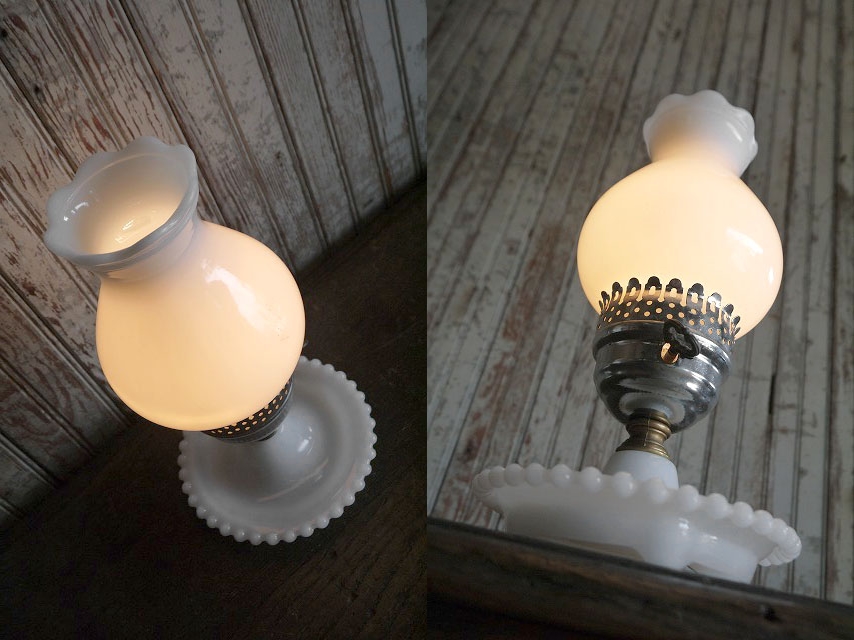 画像: アンティーク　ミルクガラスシェード　テーブルランプ