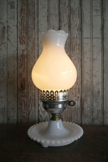 画像1: アンティーク　ミルクガラスシェード　テーブルランプ